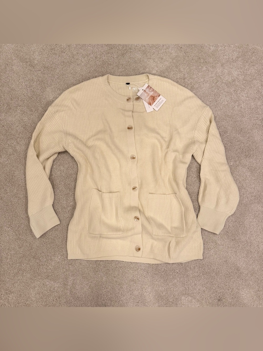 Cream Off White Button-Front Ribbed Cardigan Sweater - Women’s Medium NEW NWT